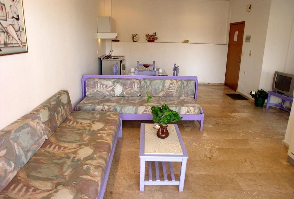 Doreen Suites Kalamaki  Bilik gambar